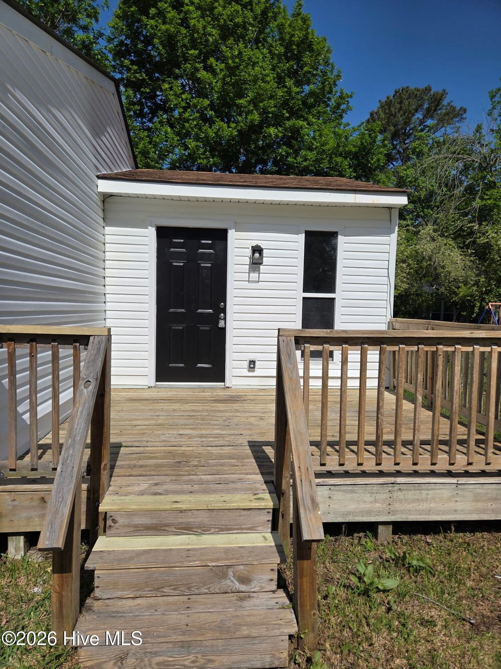Photo of 6 Lakewood Court, Jacksonville, NC 28546 (MLS # 100569129)
