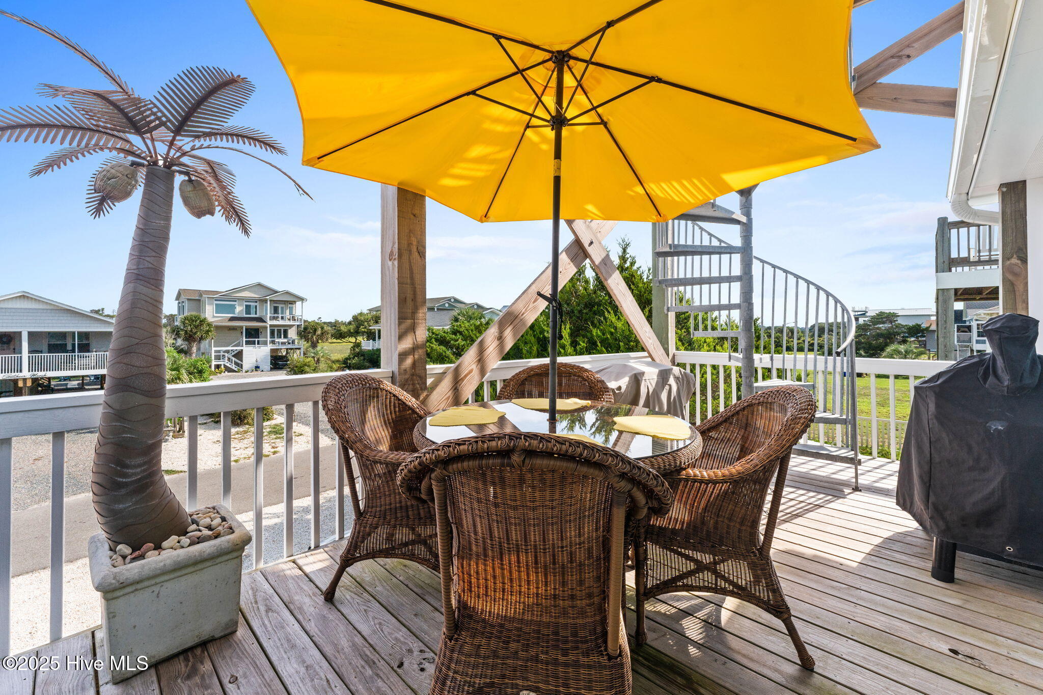Oak Island, North Carolina 28465, United States, 3 Bedrooms Bedrooms, ,2 BathroomsBathrooms,Residential,Active,255805