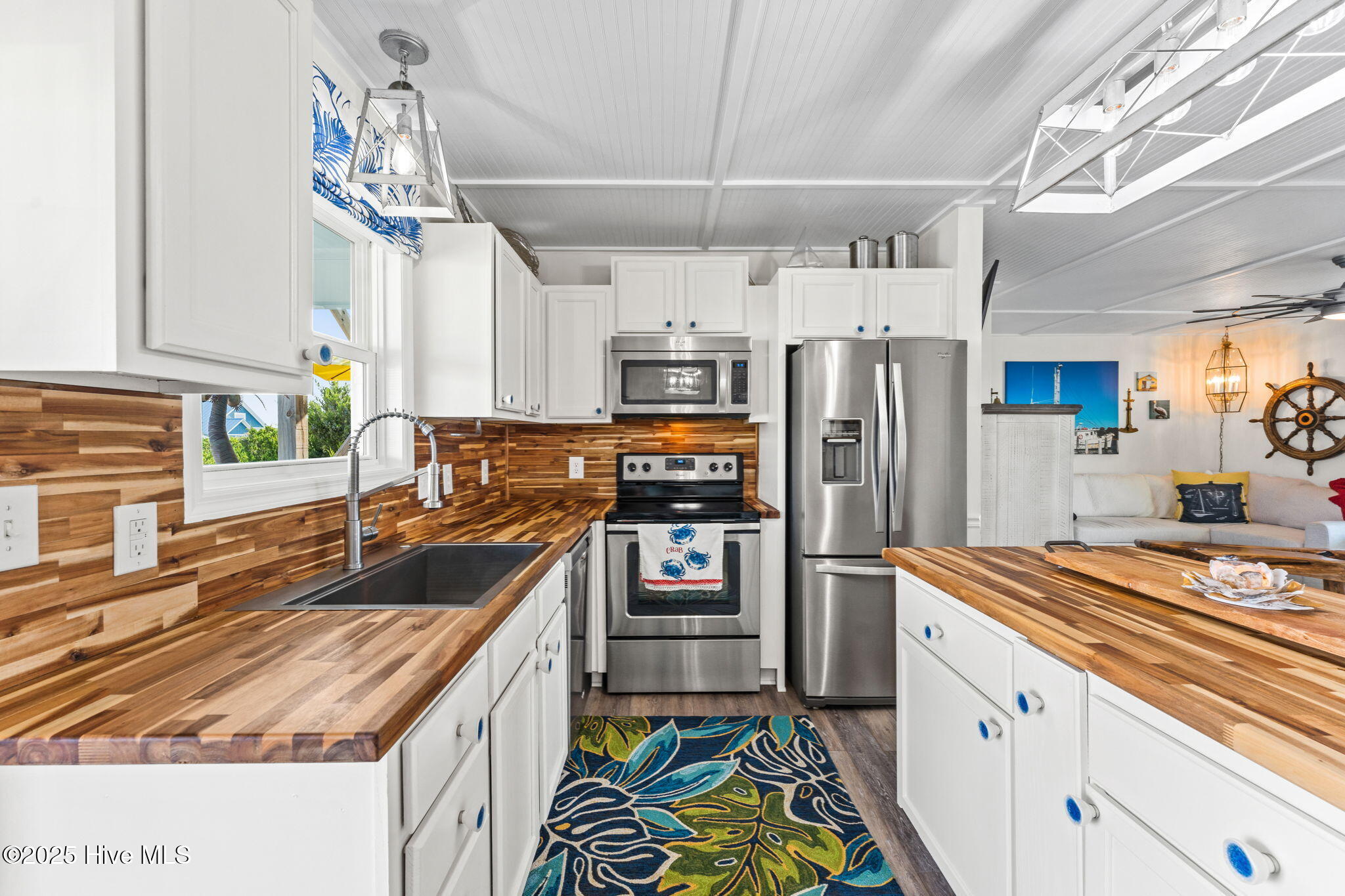 Oak Island, North Carolina 28465, United States, 3 Bedrooms Bedrooms, ,2 BathroomsBathrooms,Residential,Active,255805