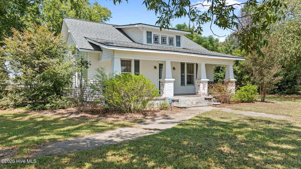 Photo of 2356 Oakdale Road, La Grange, NC 28551 (MLS # 100599367)