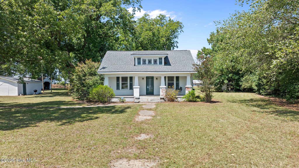 Photo of 2356 Oakdale Road, La Grange, NC 28551 (MLS # 100599367)