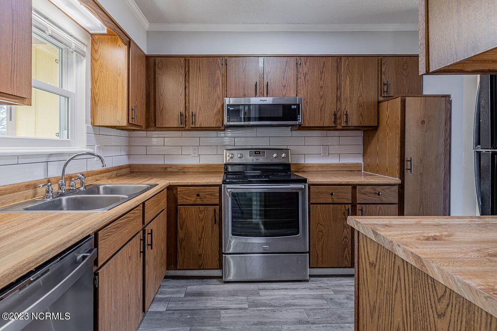 Photo of 245 Branchwood Drive, Jacksonville, NC 28546 (MLS # 100568905)