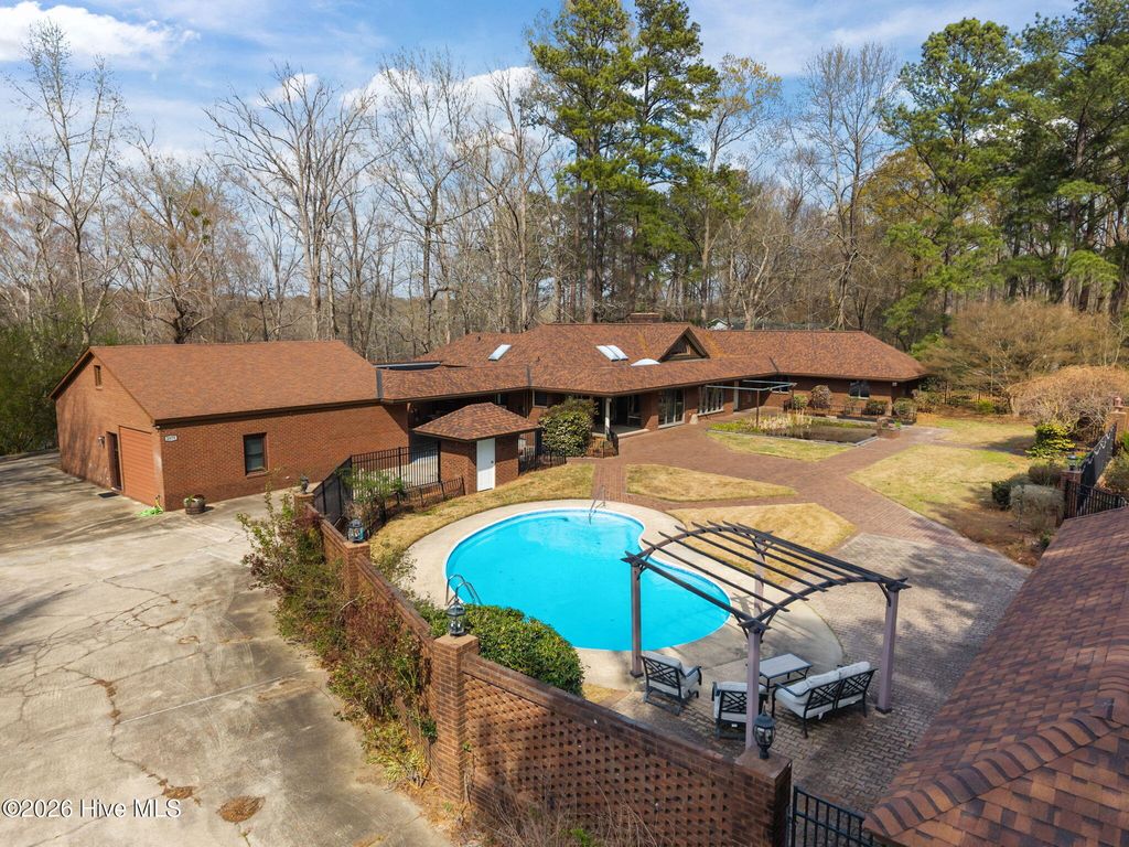 Photo of 2875 Drake Mallard Drive, Grimesland, NC 27837 (MLS # 100560047)