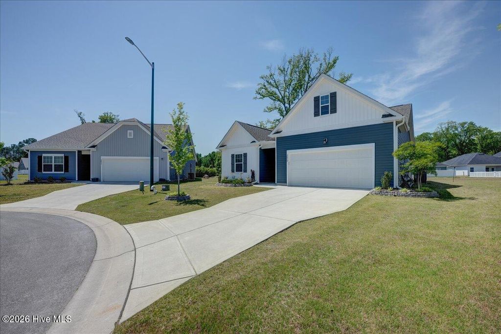 Photo of 2034 Bogue Lane, New Bern, NC 28562 (MLS # 100568541)