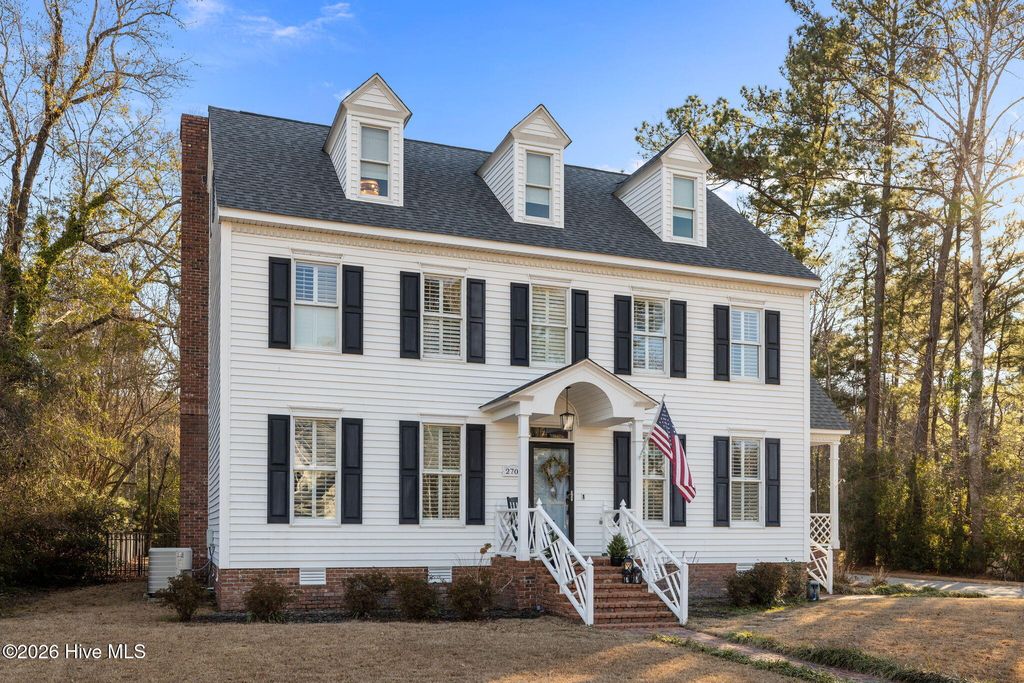 Photo of 2707 E Fairway Road, Morehead City, NC 28557 (MLS # 100552404)