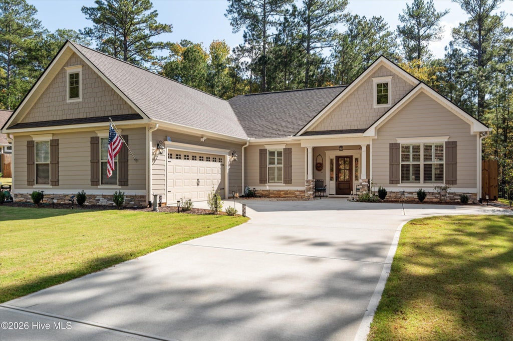 Photo of 133 Terrace Circle, McCormick, SC 29835 (MLS # 100613475)