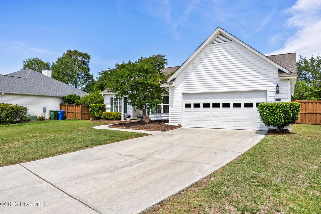 Photo of 1406 Wagon Court, Wilmington, NC 28412 (MLS # 100571885)