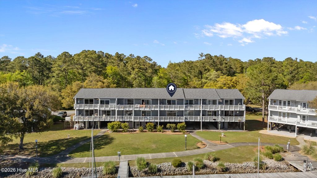 Photo of 2314 Harbourside Drive, New Bern, NC 28560 (MLS # 100569804)