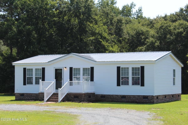 108 COUNTRY FARM LN, BEULAVILLE, NC 28518 - Image 60ffc4f2f22767d862dbf6b1a7380f43/1234433928