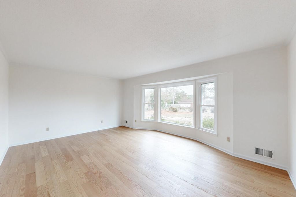 Photo of 3614 W Bermuda Circle, Augusta, GA 30909 (MLS # 549968)