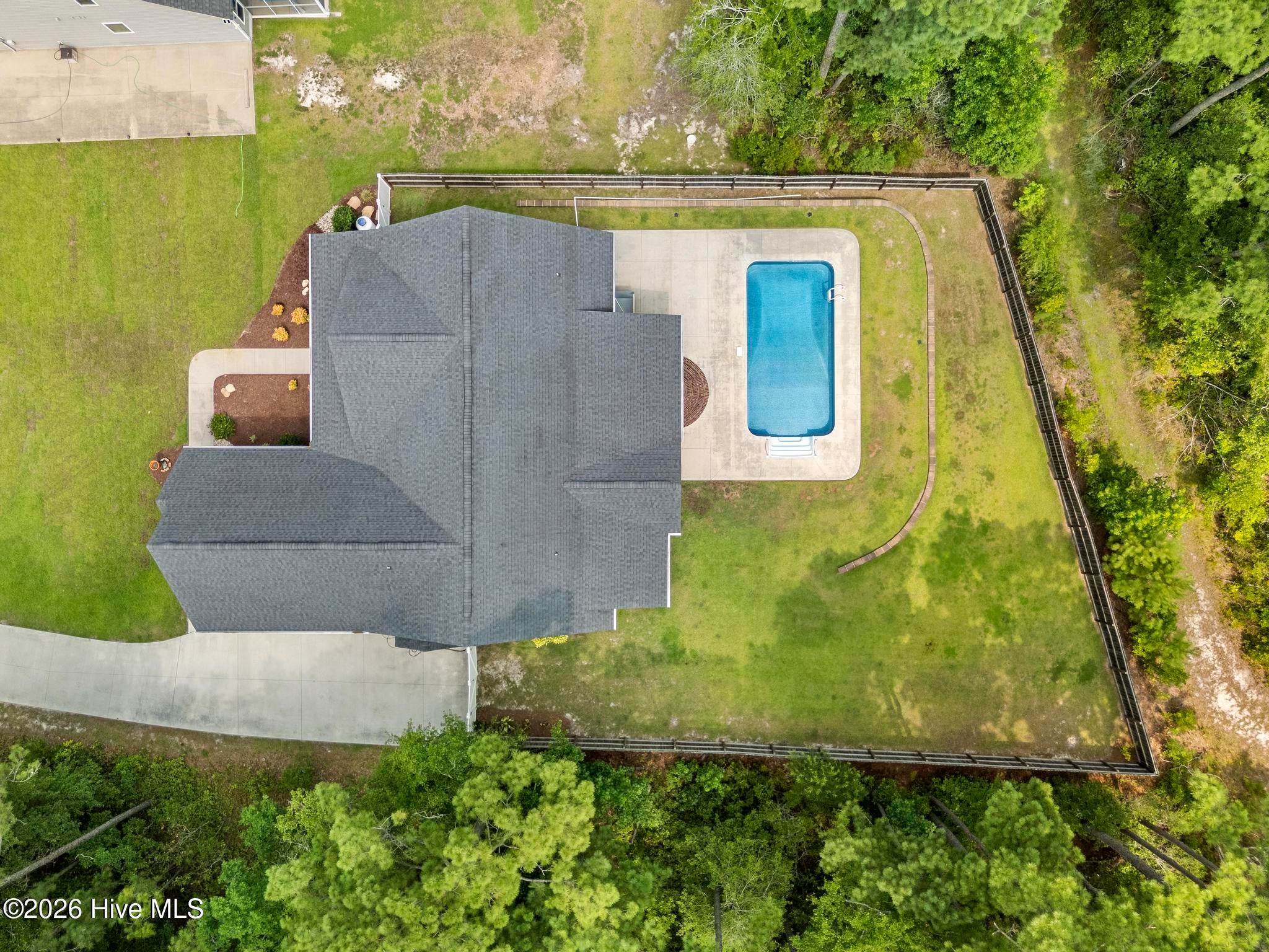 605 Gena Vee Court