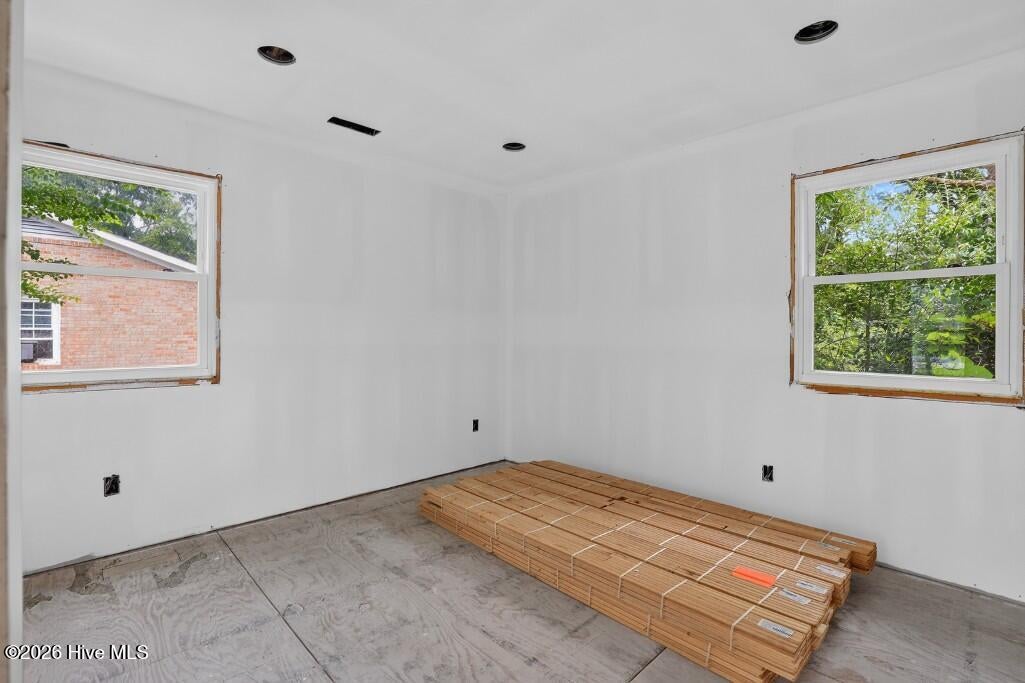602 W Thurman Road