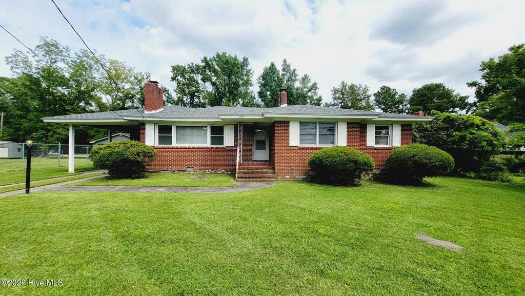 Photo of 2512 Castle Hayne Road, Wilmington, NC 28401 (MLS # 100588604)