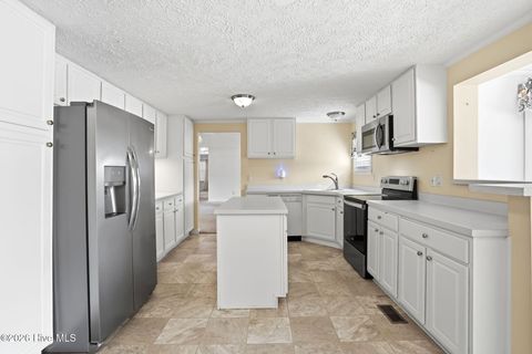 Tiny photo for 4625 Castle Hayne Road, Castle Hayne, NC 28429 (MLS # 100556115)