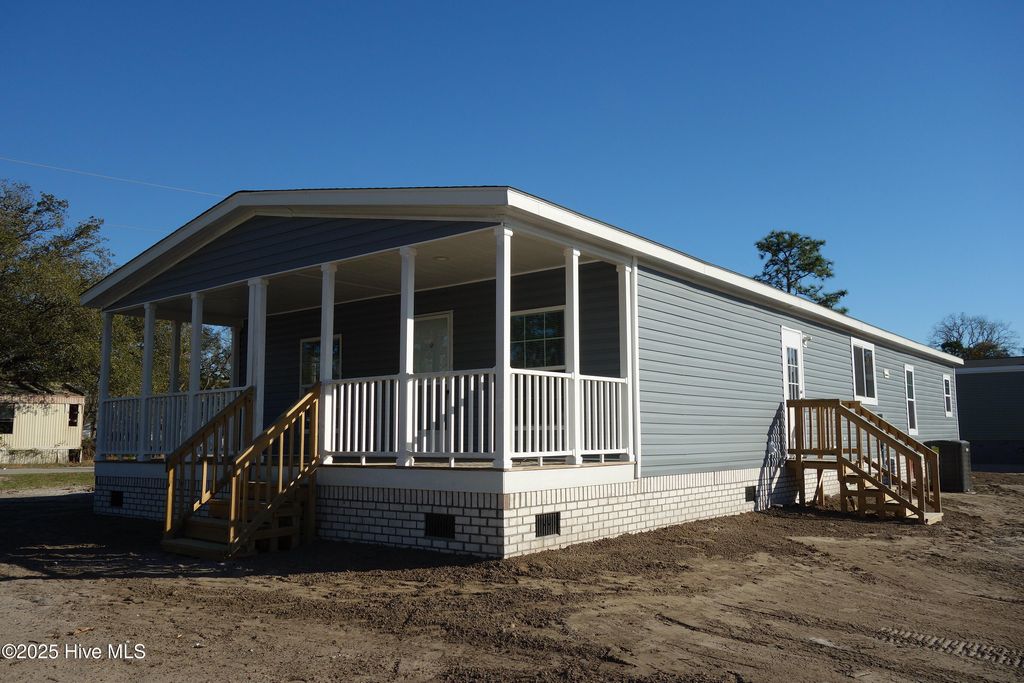 Photo of 3124 Cross Street, Shallotte, NC 28470 (MLS # 100501563)