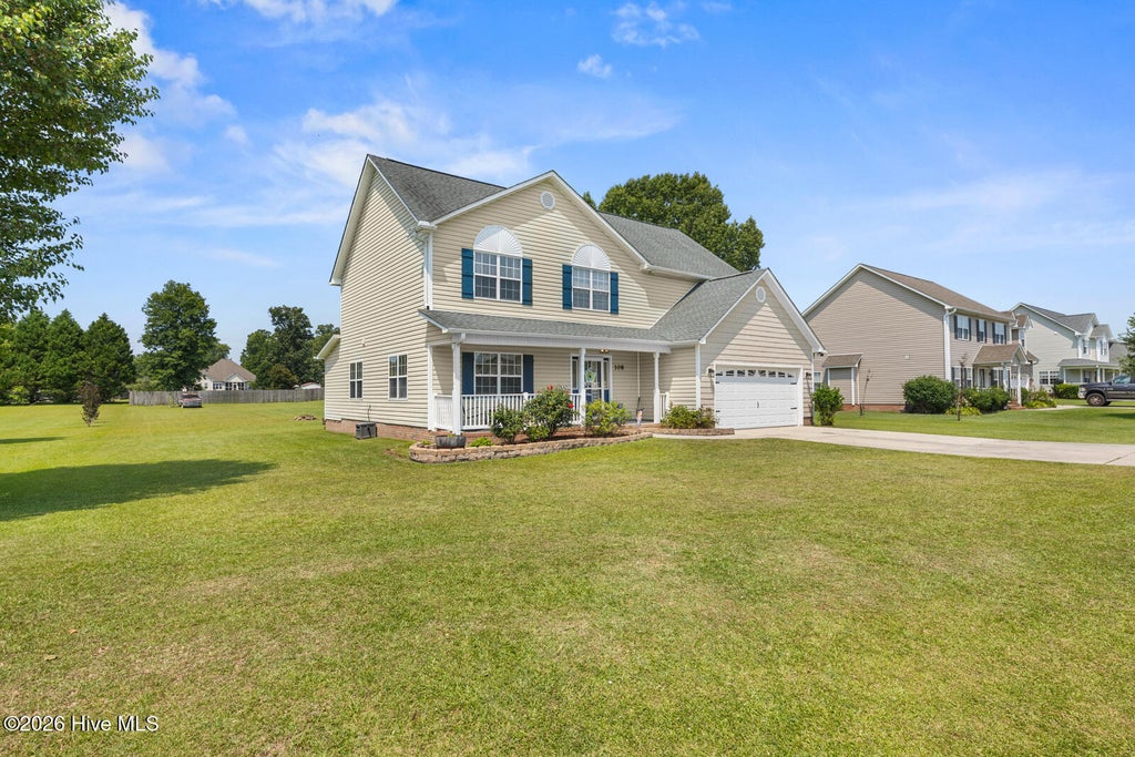 Photo of 108 River Bluff Drive, Jacksonville, NC 28540 (MLS # 100582271)