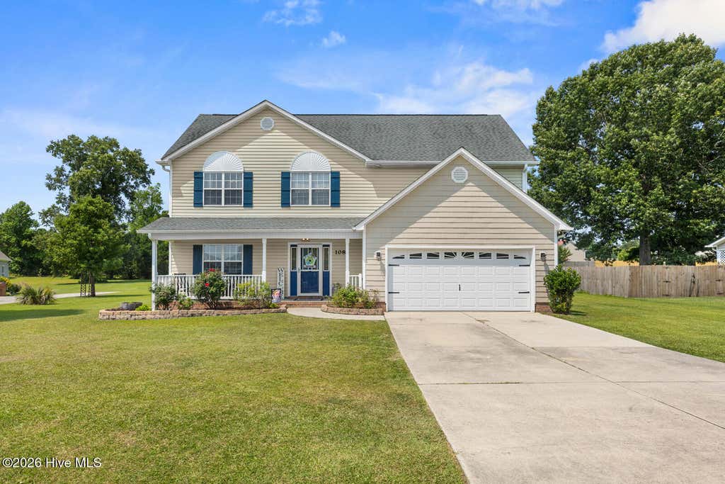 Photo of 108 River Bluff Drive, Jacksonville, NC 28540 (MLS # 100582271)