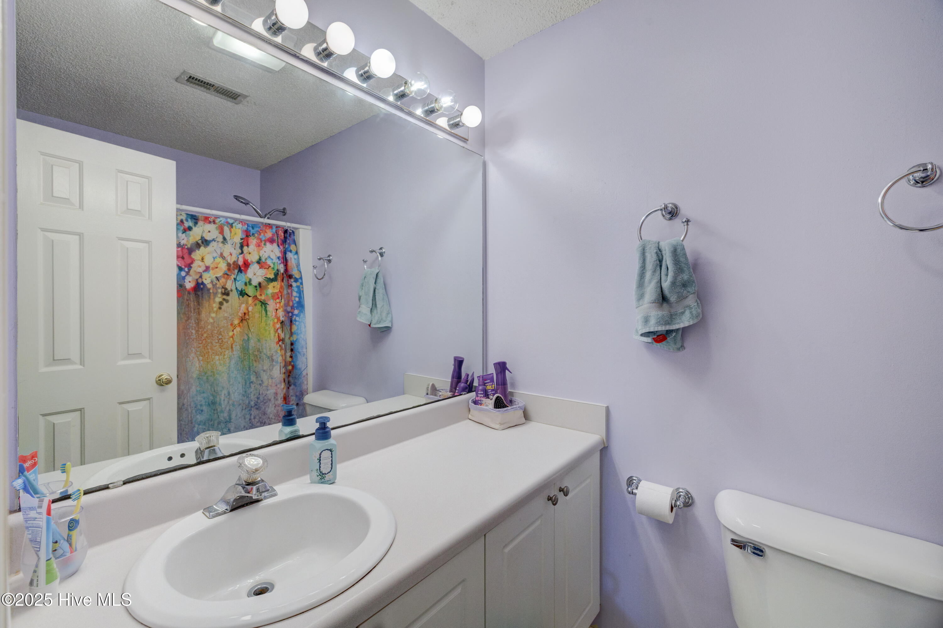 Wilmington, North Carolina 28412, United States, 3 Bedrooms Bedrooms, ,2 BathroomsBathrooms,Residential,Pending,255663