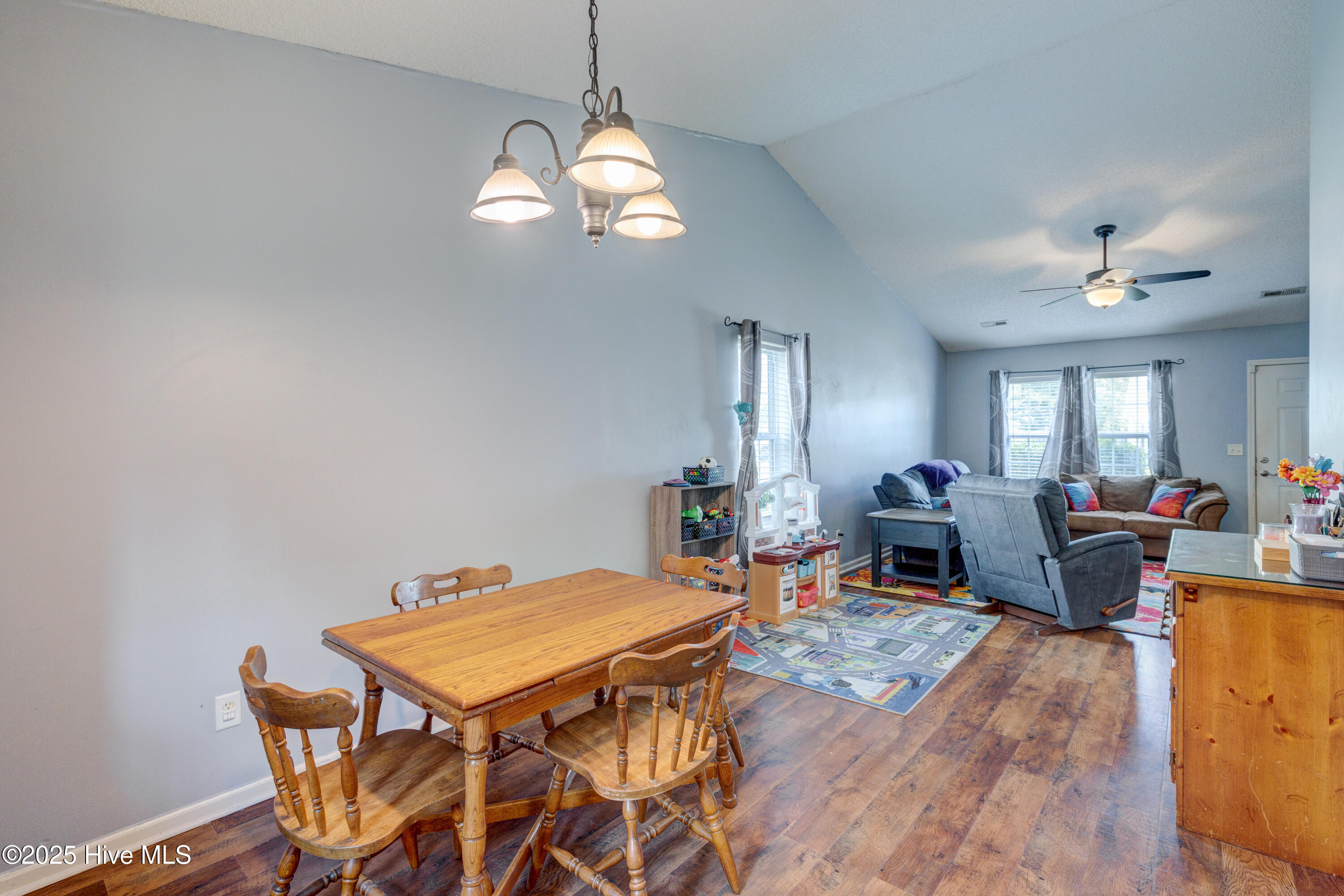 Wilmington, North Carolina 28412, United States, 3 Bedrooms Bedrooms, ,2 BathroomsBathrooms,Residential,Pending,255663