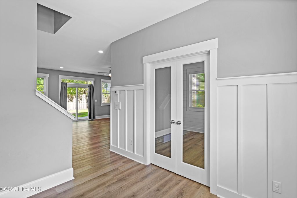 Photo of 204 Shellbank Drive, Sneads Ferry, NC 28460 (MLS # 100569524)