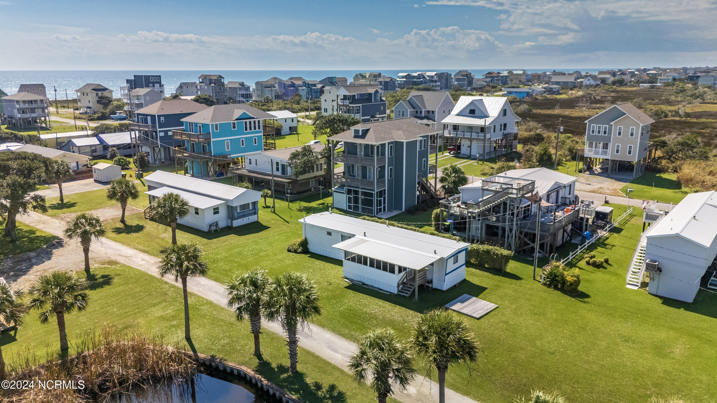 North Topsail Beach, North Carolina 28460, United States, 3 Bedrooms Bedrooms, ,2 BathroomsBathrooms,Residential,Active,255885