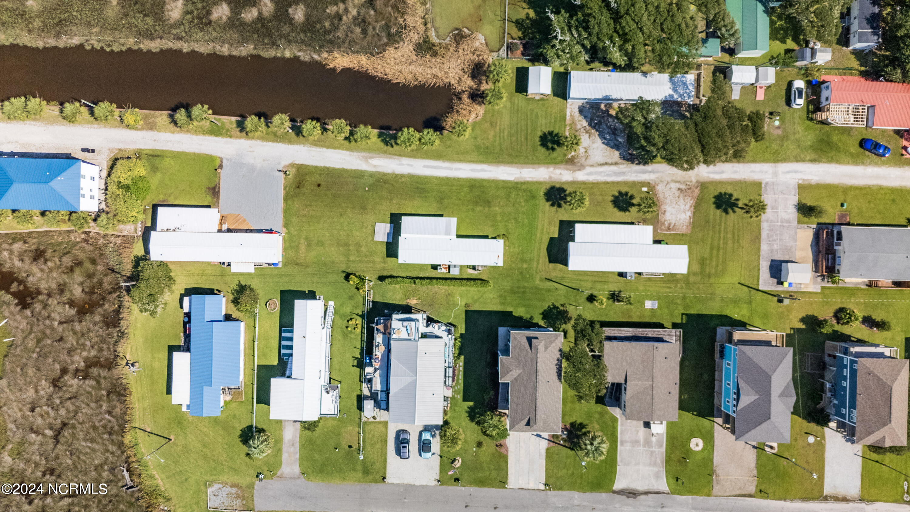 North Topsail Beach, North Carolina 28460, United States, 3 Bedrooms Bedrooms, ,2 BathroomsBathrooms,Residential,Active,255885