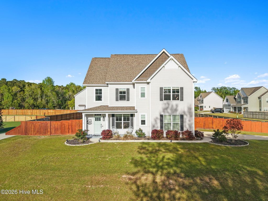 Photo of 183 Grandview Drive, Hampstead, NC 28443 (MLS # 100564954)