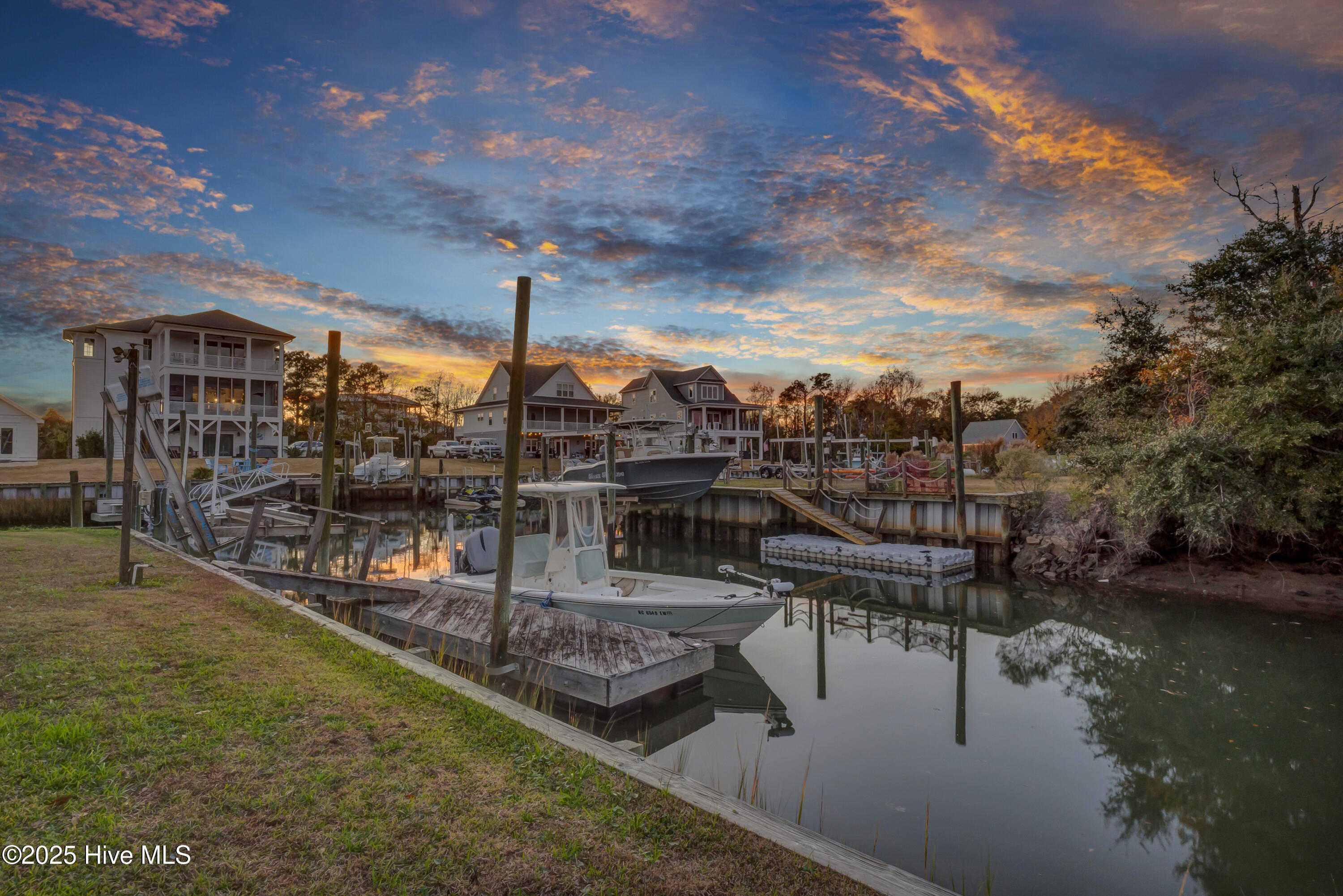 1017 Mallard Bay Road