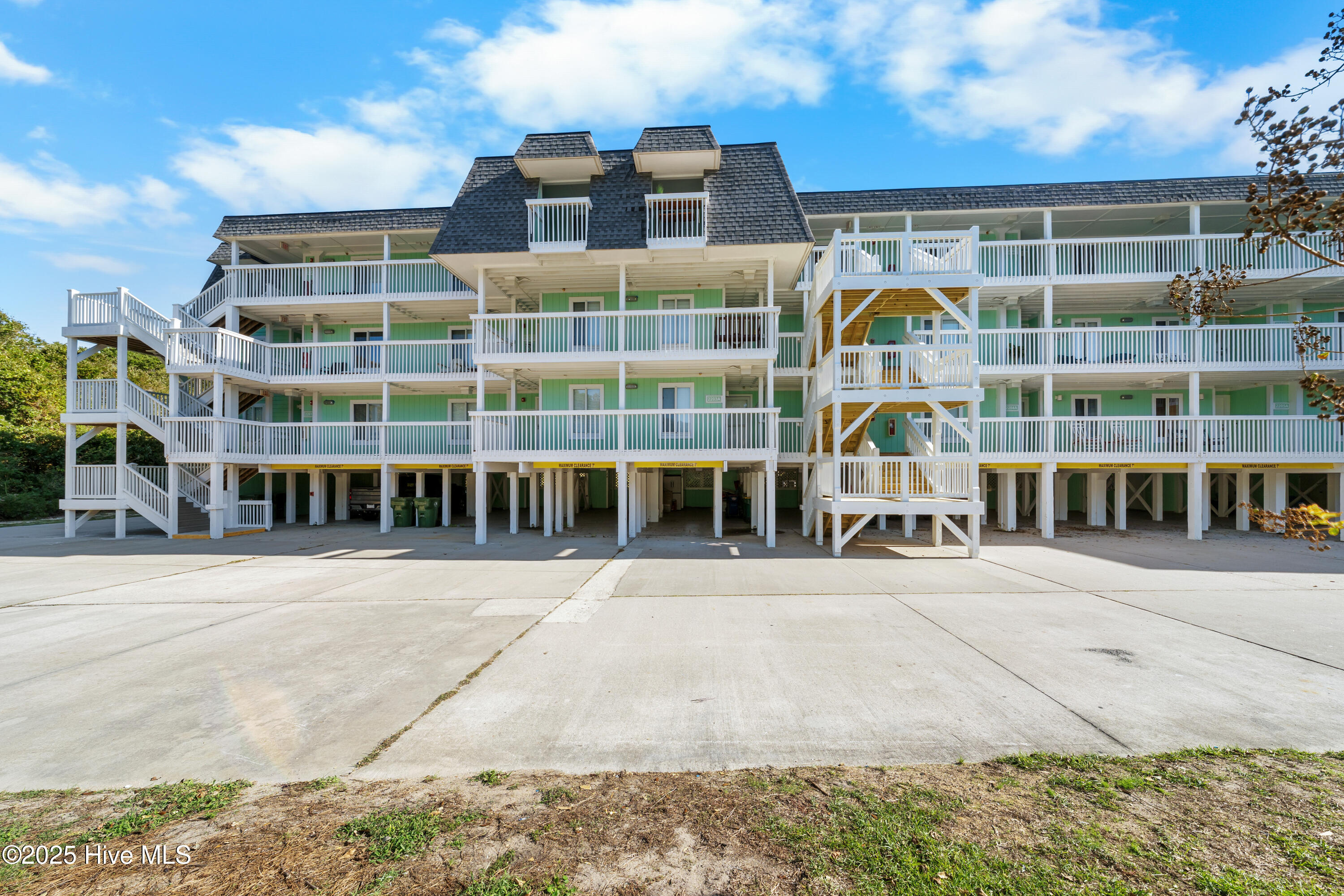 2203 Surfrider Circle C