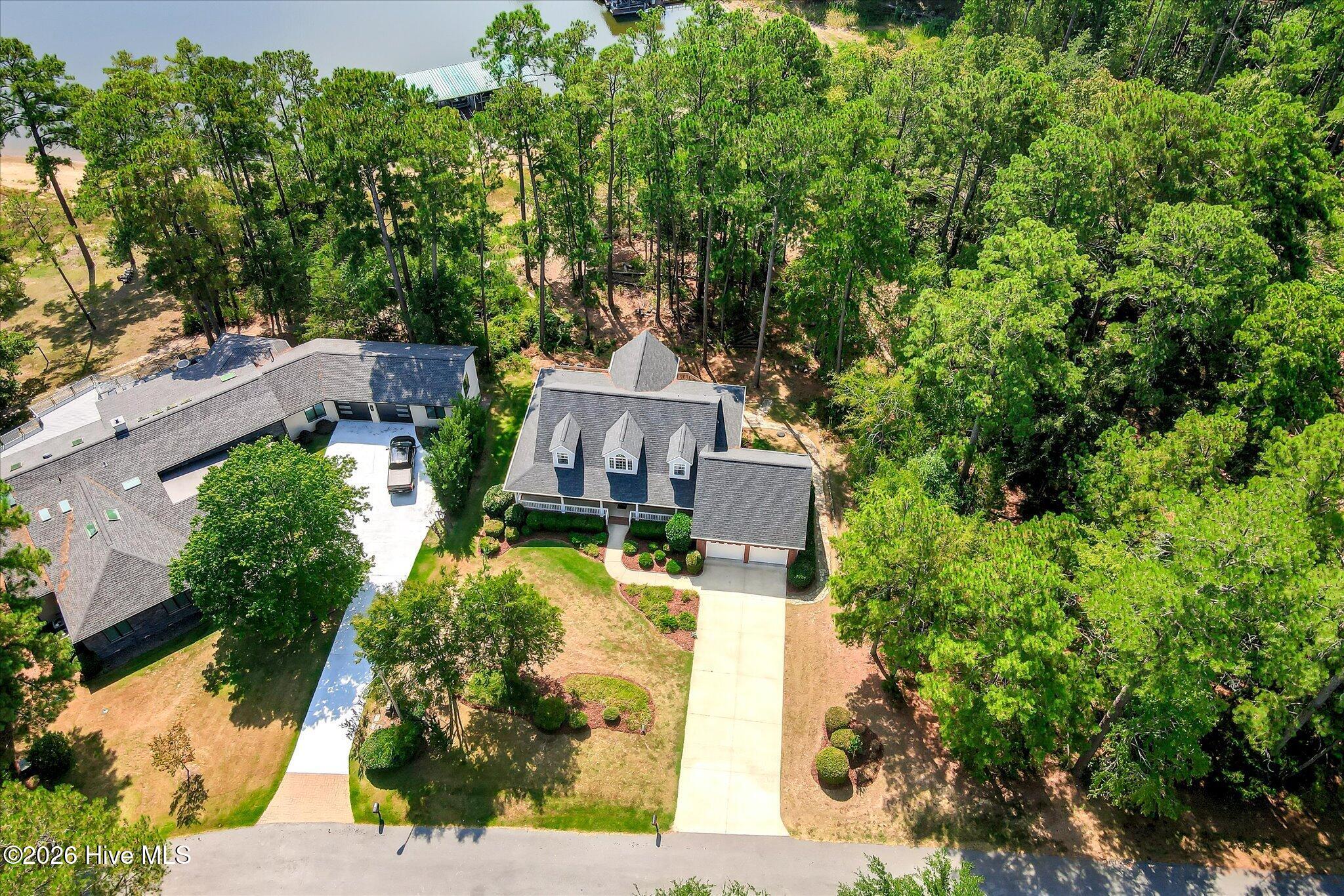 315 Kingfisher Point