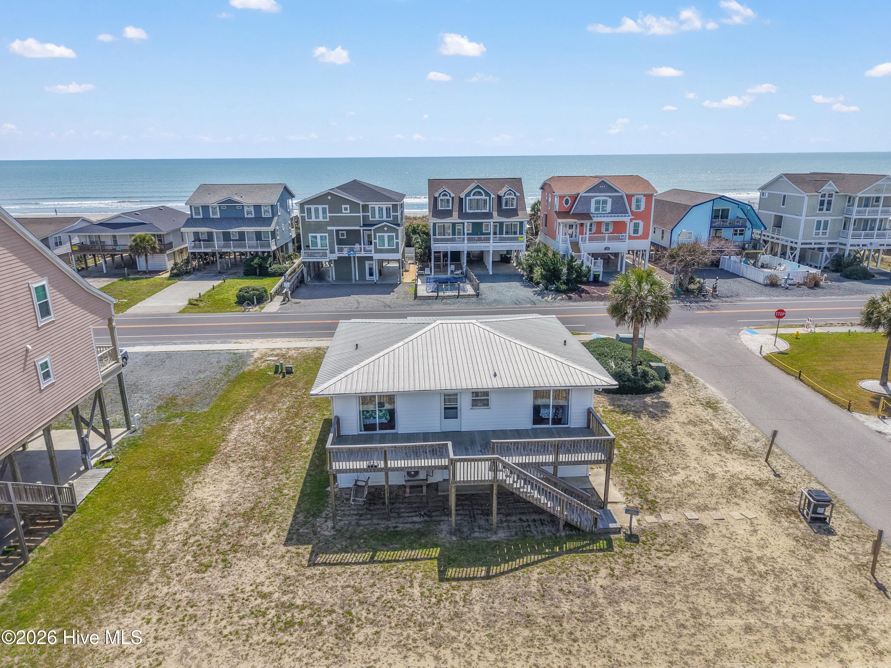 888 Ocean Boulevard W