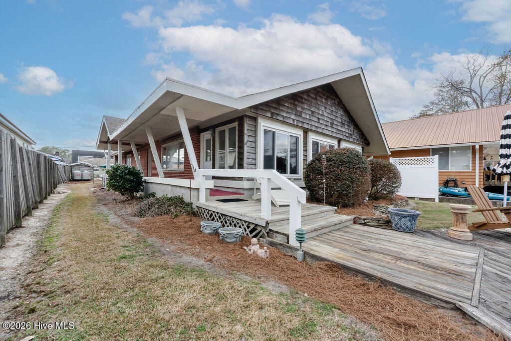 Photo of 26 Chadwick Place Drive, Elizabethtown, NC 28337 (MLS # 100559083)