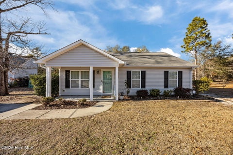 Homes For Sale - 8593 Heirloom Drive<br/> Leland, NC 28451