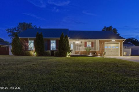 Photo of 225 Spruce Court, Jacksonville, NC 28546 (MLS # 100576273)