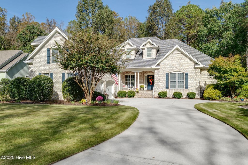 Photo of 122 Willow Oaks Drive, Wallace, NC 28466 (MLS # 100539120)