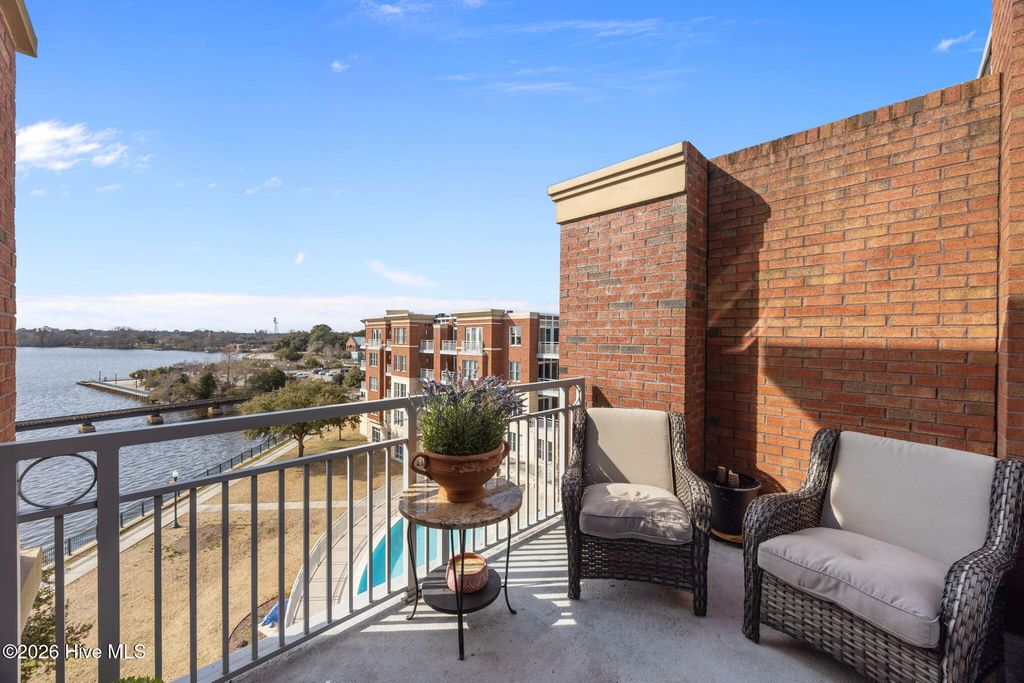 Photo of 403 Sky Sail Boulevard, New Bern, NC 28560 (MLS # 100558487)