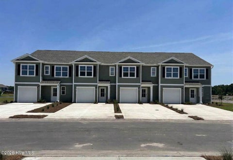 Townhouse For Sale - 4327 Majesty Drive #UNIT 403<br/> New Hanover County, Castle Hayne, NC 28429