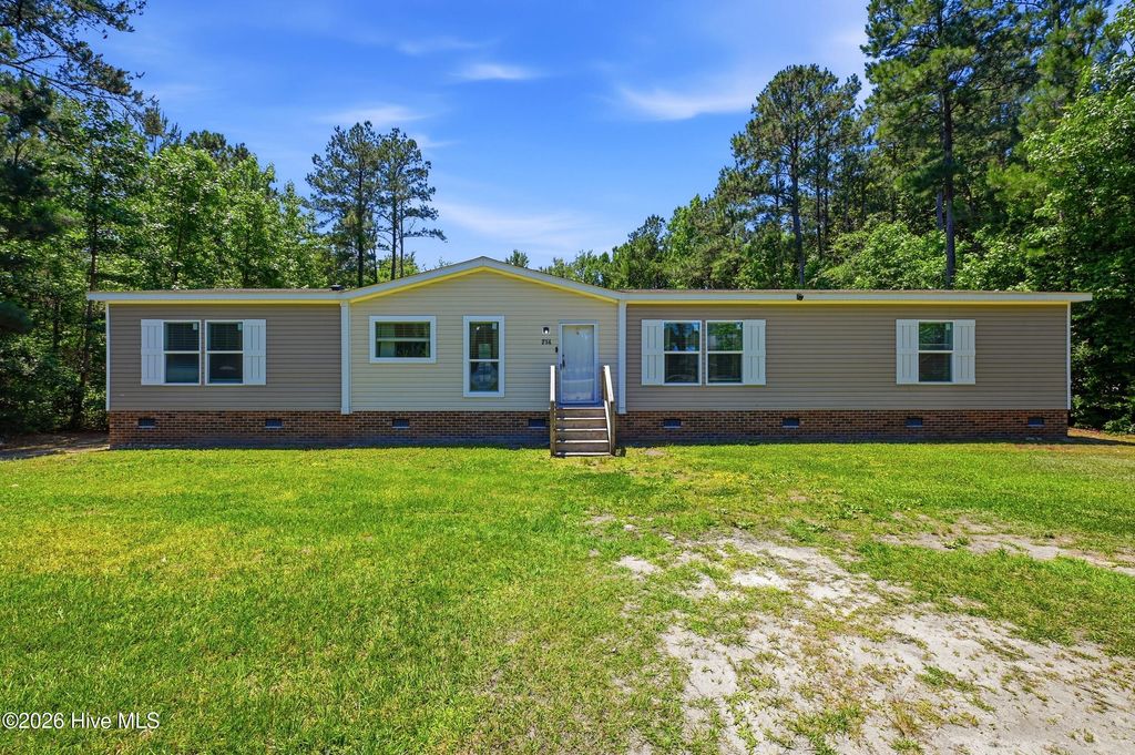 Photo of 214 Ola Belle Road, Burgaw, NC 28425 (MLS # 100575944)
