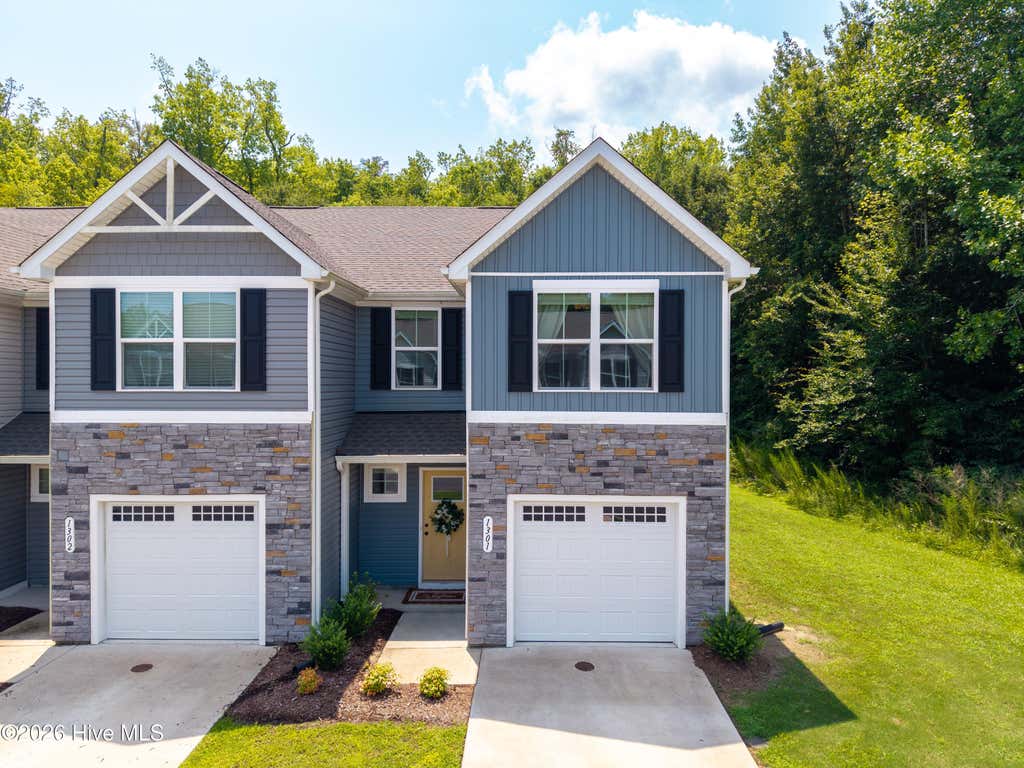 Photo of 1301 Raven Way, Elizabeth City, NC 27909 (MLS # 100593148)