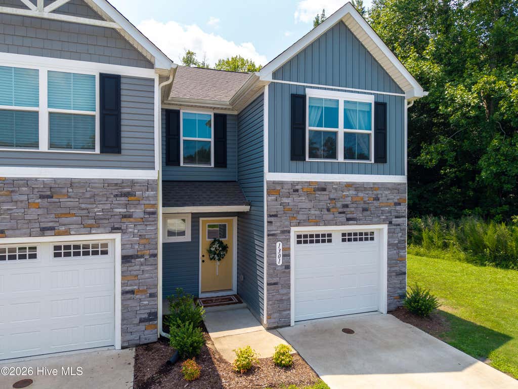 Photo of 1301 Raven Way, Elizabeth City, NC 27909 (MLS # 100593148)