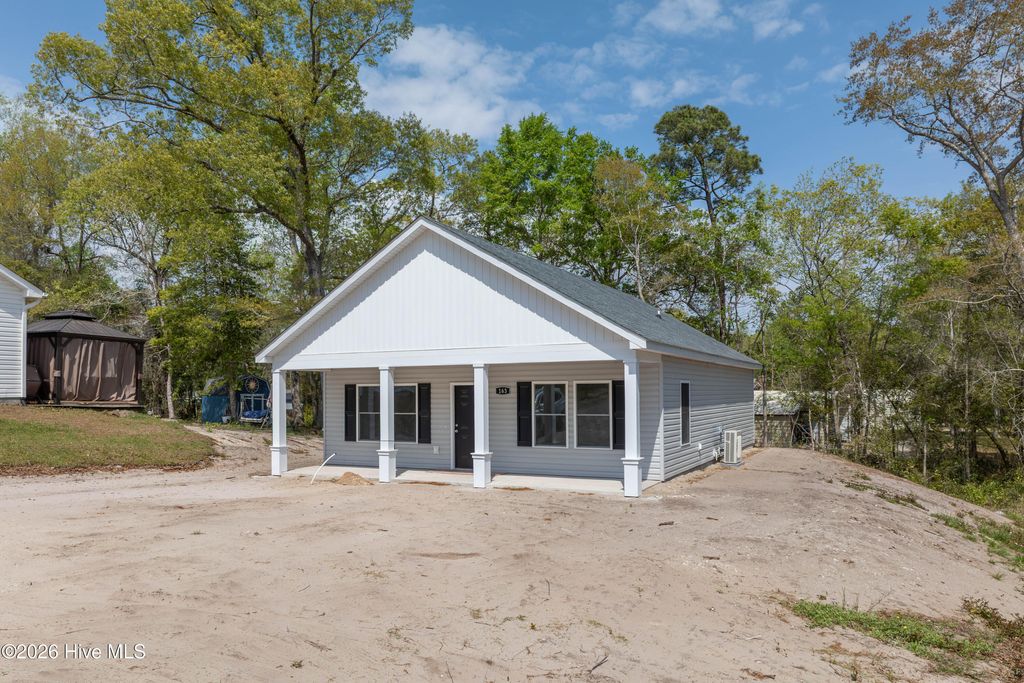 Photo of 163 Wheeler Creek Road, Sneads Ferry, NC 28460 (MLS # 100563323)