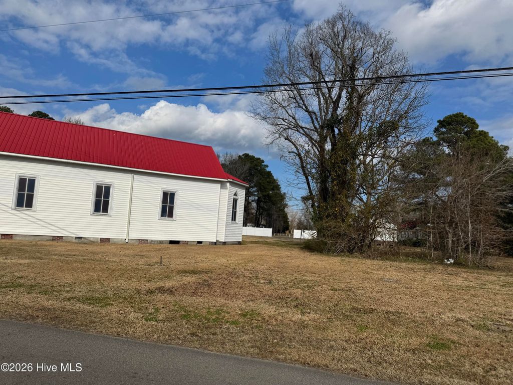 Photo of 372 W Pantego Street, Belhaven, NC 27810 (MLS # 100548773)