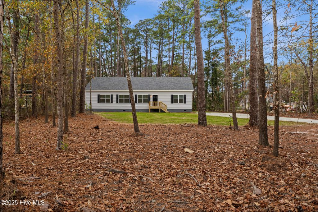 Photo of 3760 Old Wilmington Highway, Jacksonville, NC 28540 (MLS # 100546141)