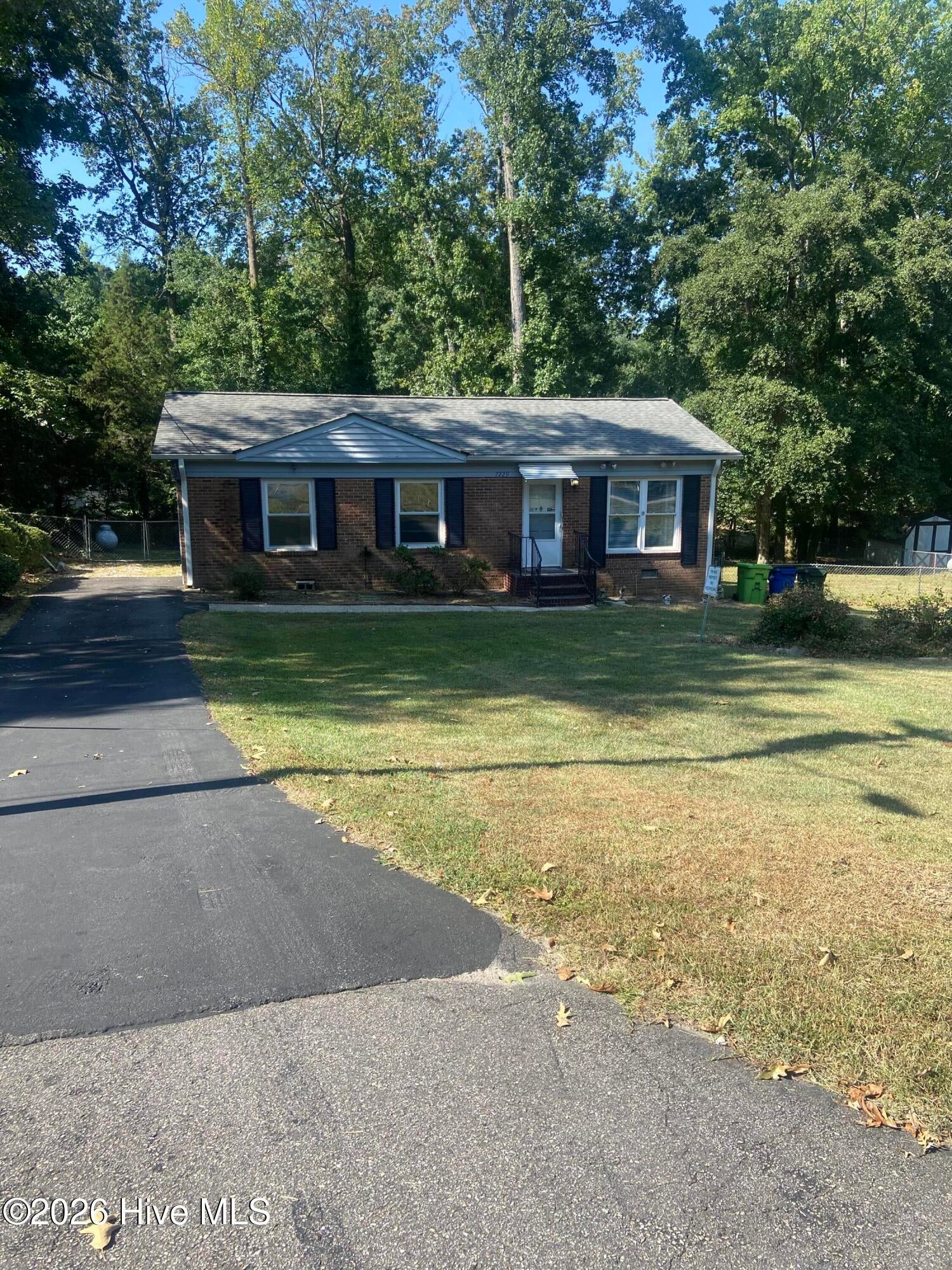 7229 Bentley Circle
