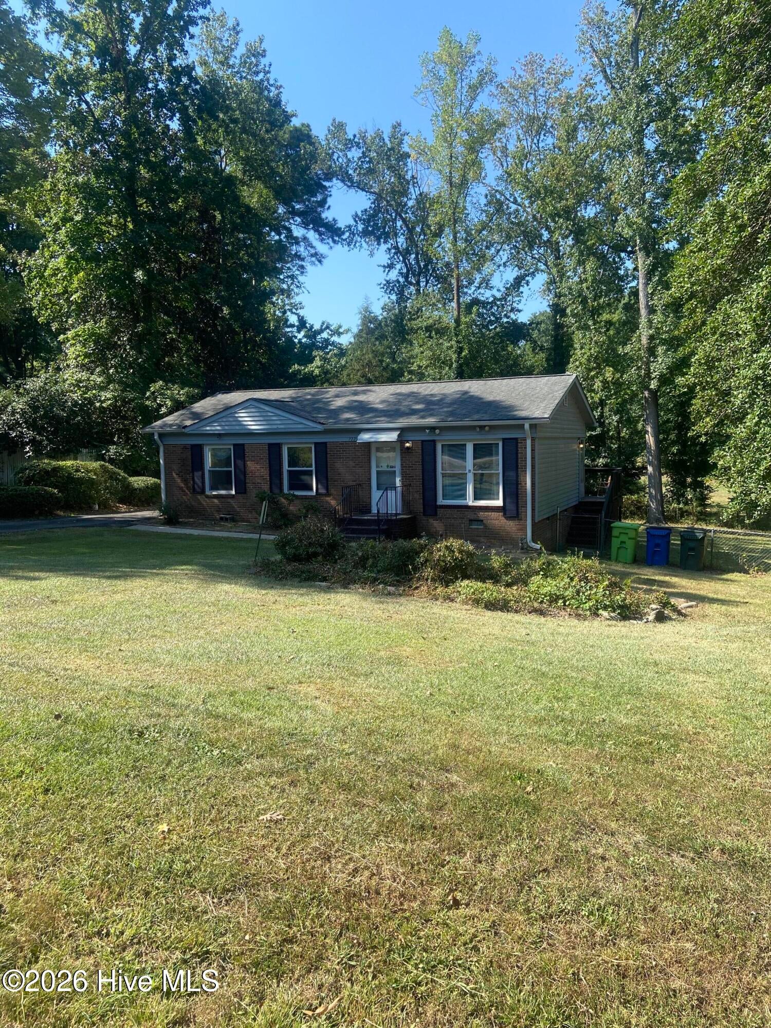 7229 Bentley Circle