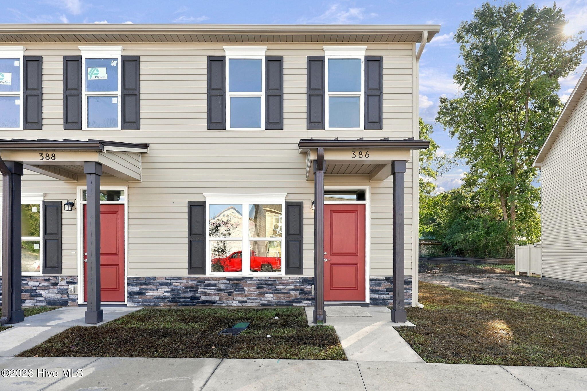 390 Boyington Place Road