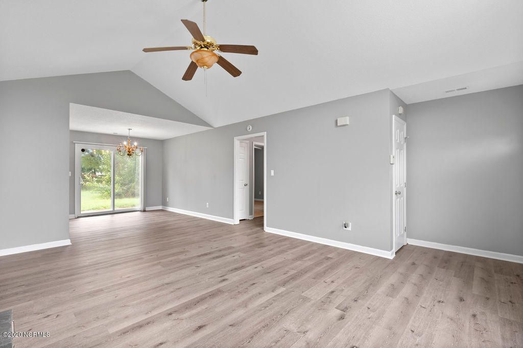 Photo of 303 Paddock Place, Jacksonville, NC 28546 (MLS # 100564079)