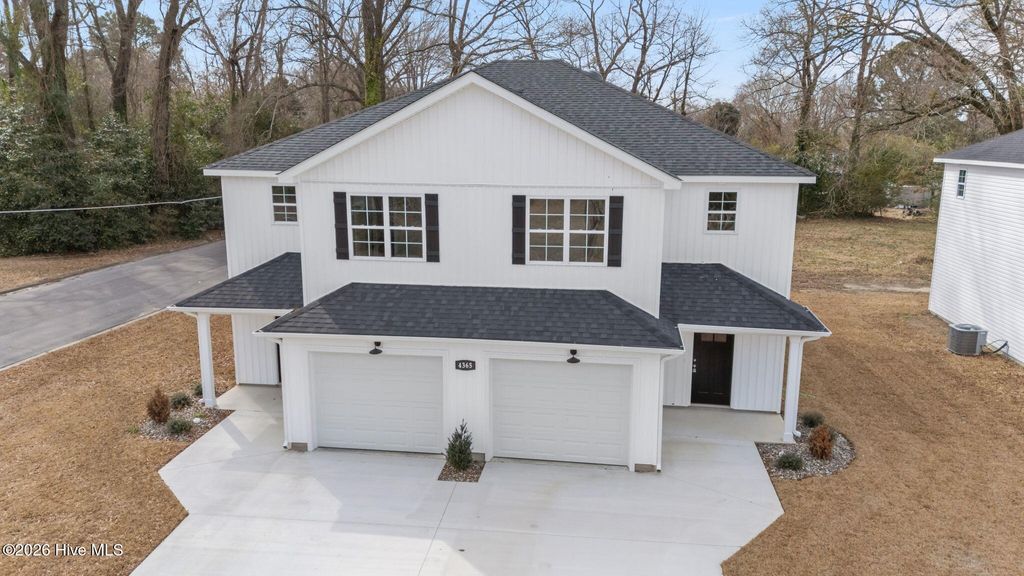 Photo of 4365 W Pine Street #B, Farmville, NC 27828 (MLS # 100552353)