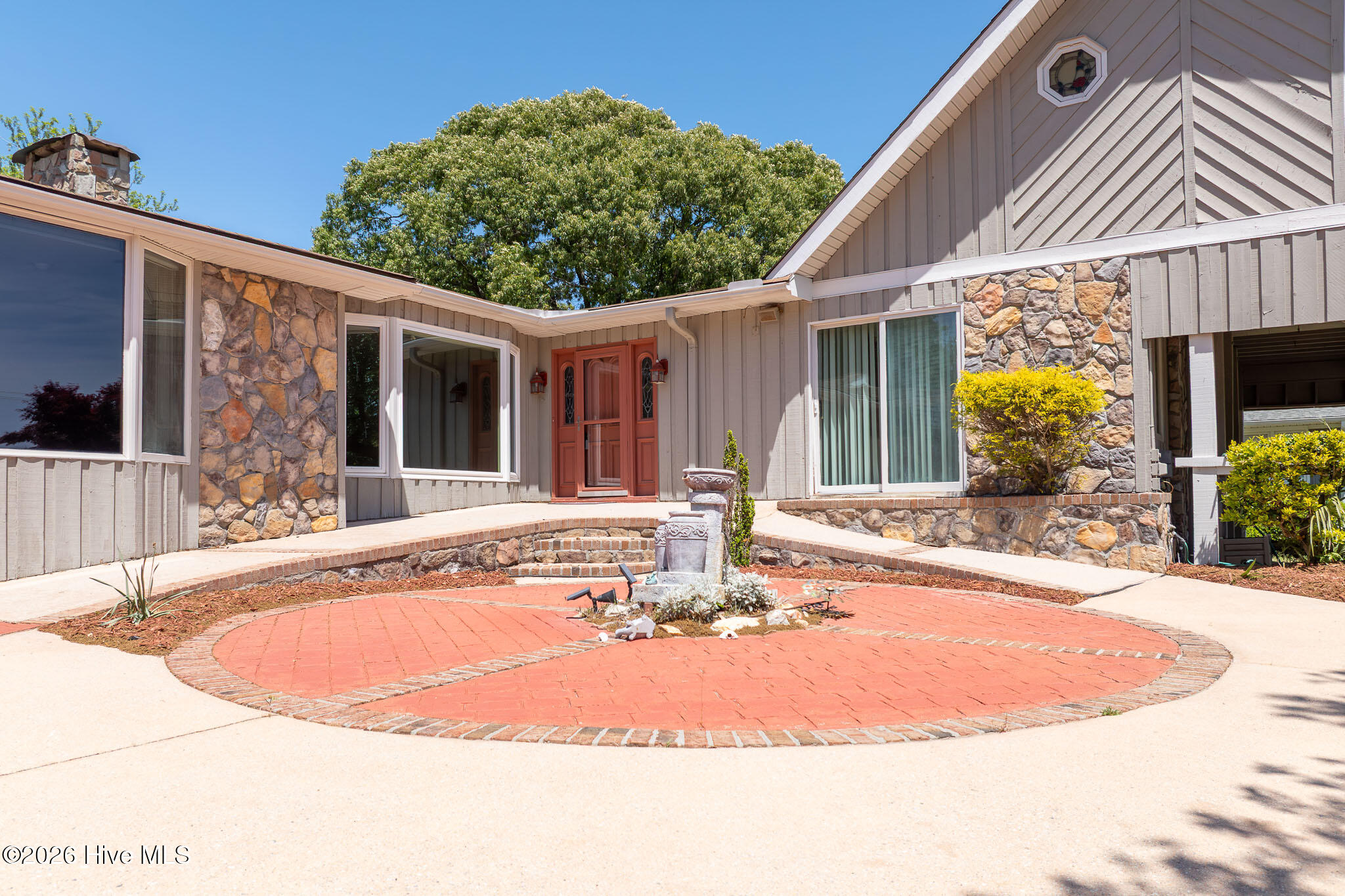 1984 Kings Landing Road