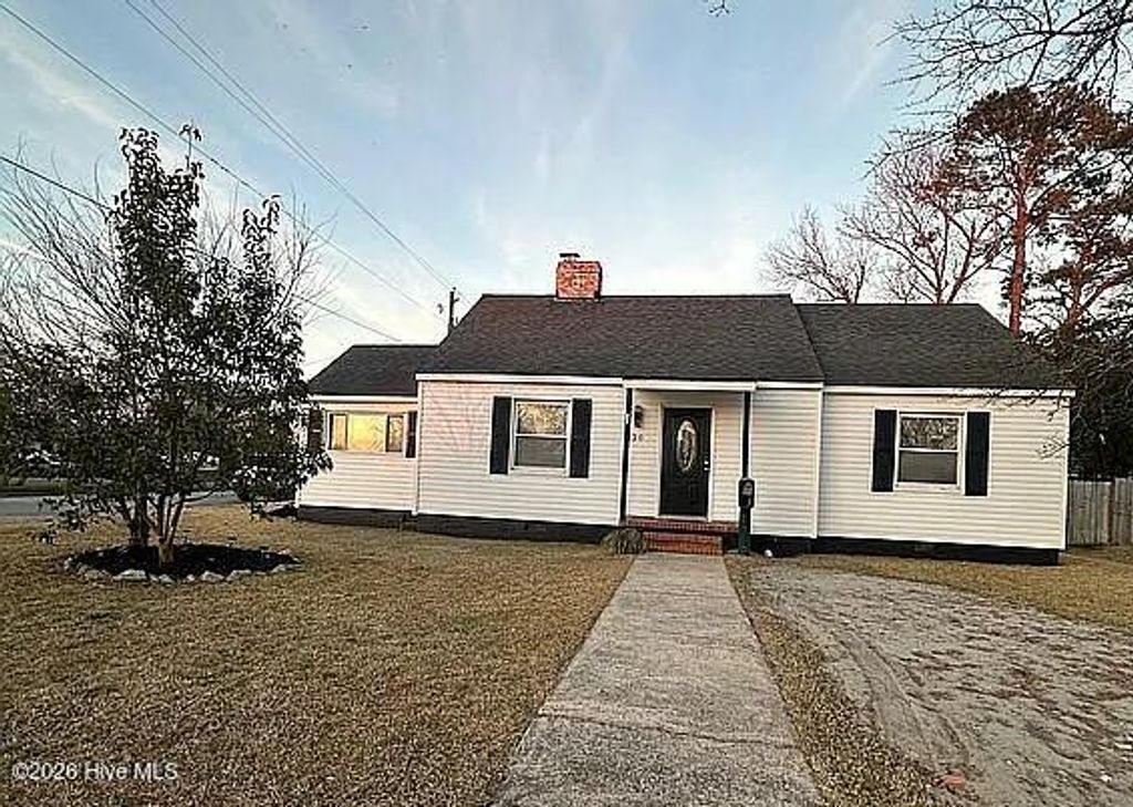 Photo of 420 Johnson Boulevard, Jacksonville, NC 28540 (MLS # 100558226)